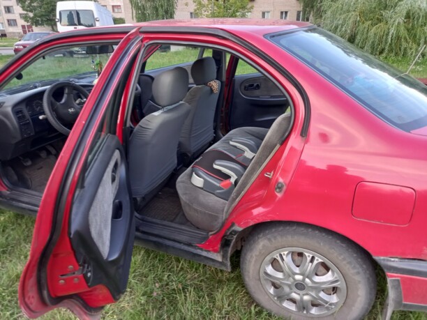 Nissan Primera P10, 1992 г.