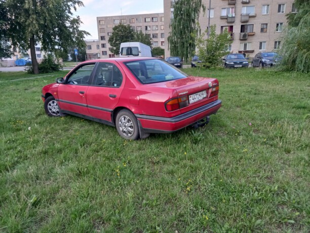 Nissan Primera P10, 1992 г.