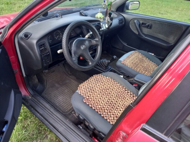 Nissan Primera P10, 1992 г.