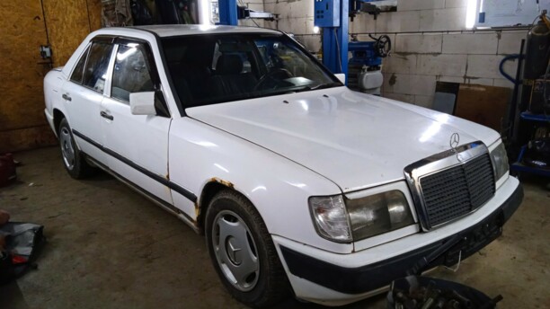 Mercedes-Benz E-Класс W124, S124, C124, A124, 1985 г.