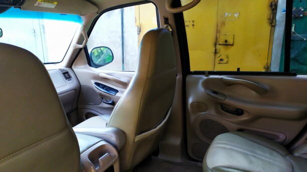 Ford Expedition I · Рестайлинг, 7 мест, 2000 г.