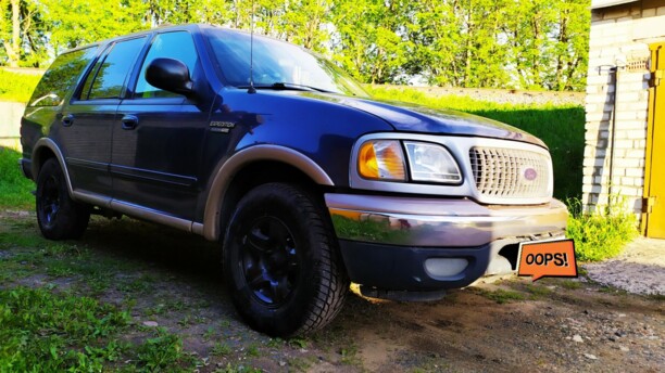 Ford Expedition I · Рестайлинг, 7 мест, 2000 г.