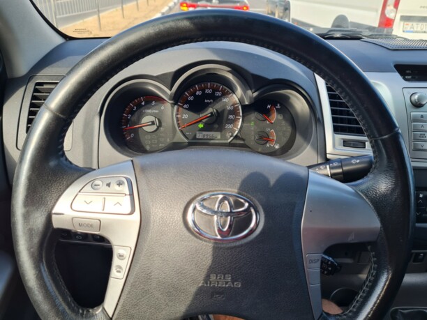 Toyota Hilux VII (AN10) · 2-й рестайлинг, 2013 г.