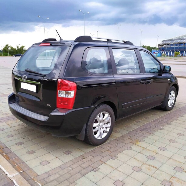 Kia Carnival II, 7 мест, 2006 г.