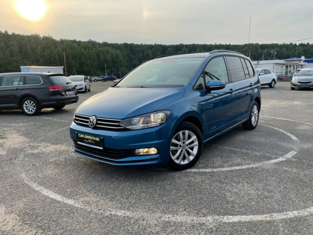 Volkswagen Touran III, 7 мест, 2017 г.