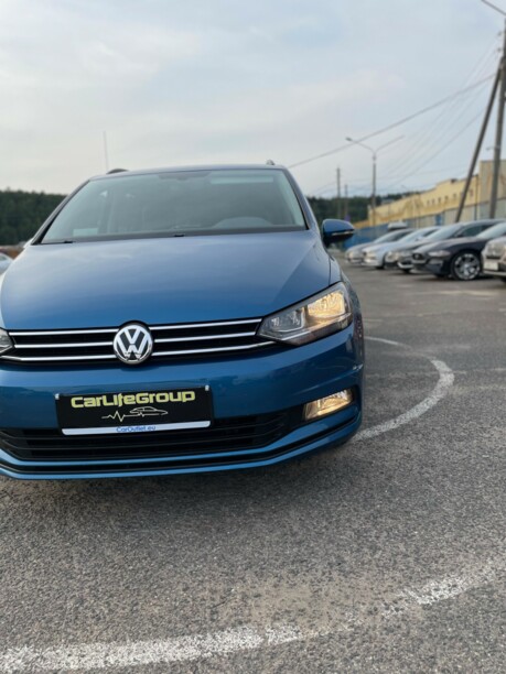 Volkswagen Touran III, 7 мест, 2017 г.