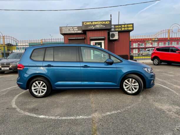 Volkswagen Touran III, 7 мест, 2017 г.