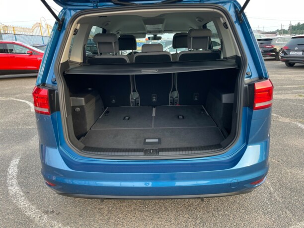 Volkswagen Touran III, 7 мест, 2017 г.