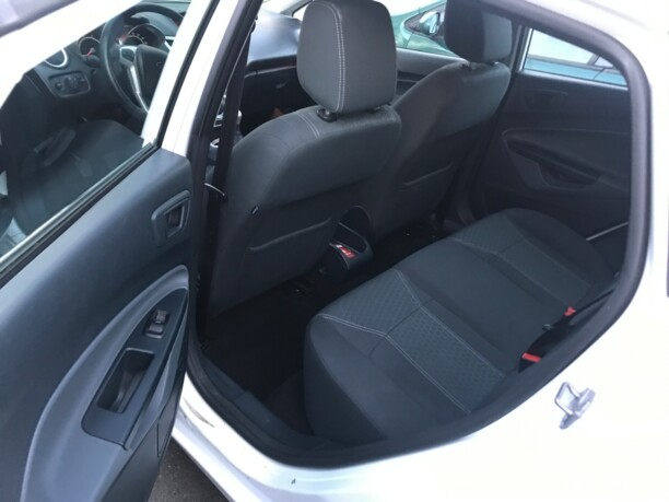 Ford Fiesta VI, 2010 г.