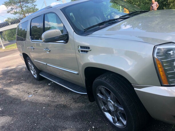 Cadillac Escalade III, 7 мест, 2007 г.