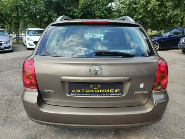 Toyota Avensis II (T250), 2003 г.