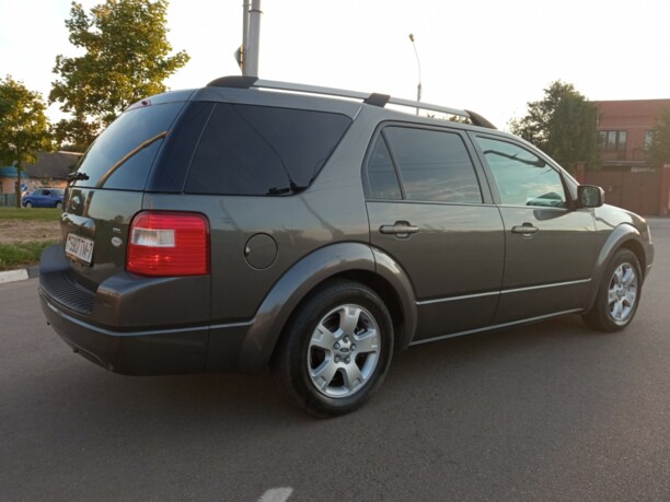 Ford Freestyle I, 7 мест, 2005 г.