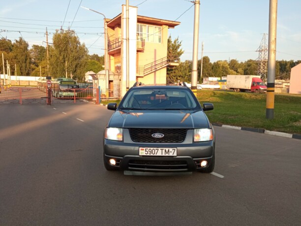 Ford Freestyle I, 7 мест, 2005 г.