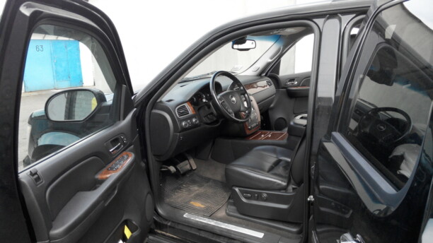 Chevrolet Tahoe GMT900, 7 мест, 2008 г.