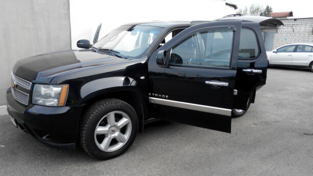 Chevrolet Tahoe GMT900, 7 мест, 2008 г.