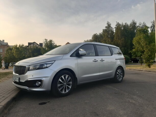 Kia Carnival III, 7 мест, 2017 г.
