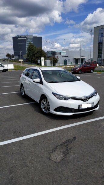 Toyota Auris II (E180) · Рестайлинг, 2016 г.