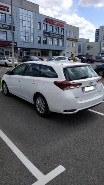 Toyota Auris II (E180) · Рестайлинг, 2016 г.