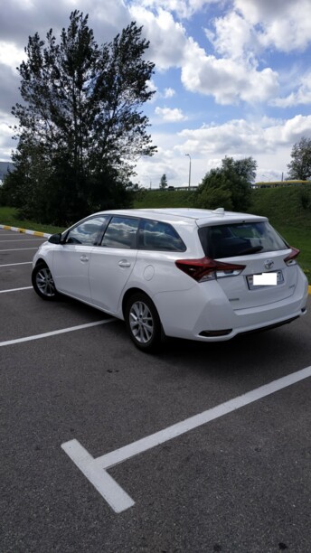 Toyota Auris II (E180) · Рестайлинг, 2016 г.