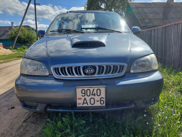 Kia Carnival I, 7 мест, 2001 г.