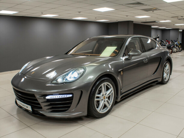 Porsche Panamera 970, 2010 г.