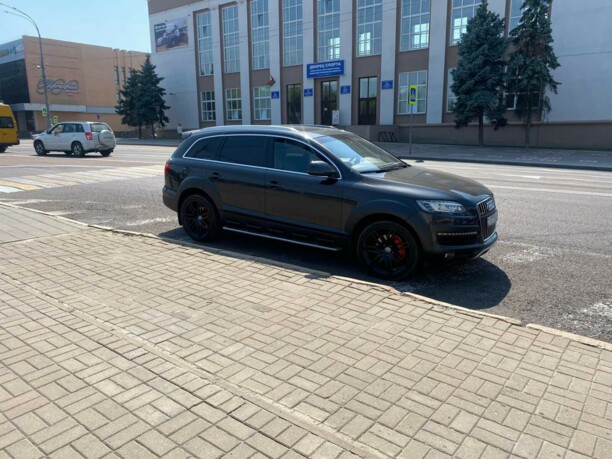 Audi Q7 4L, 7 мест, 2007 г.