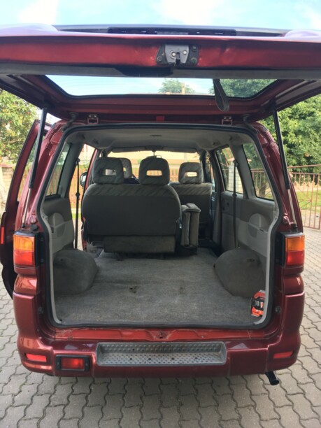 Mitsubishi Space Gear I, 1997 г.