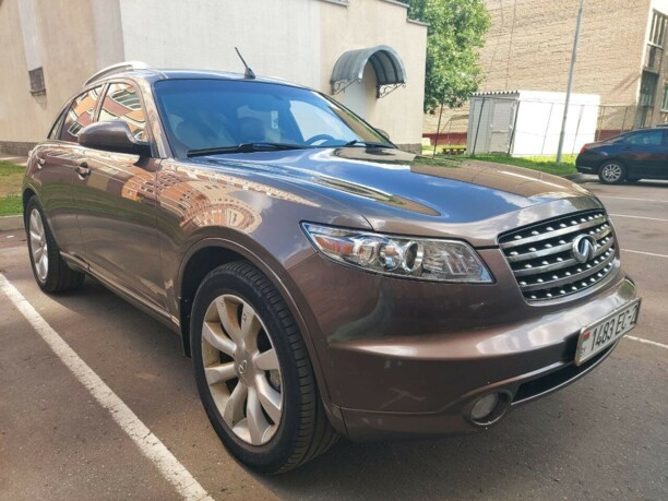 Infiniti FX I, 2005 г.