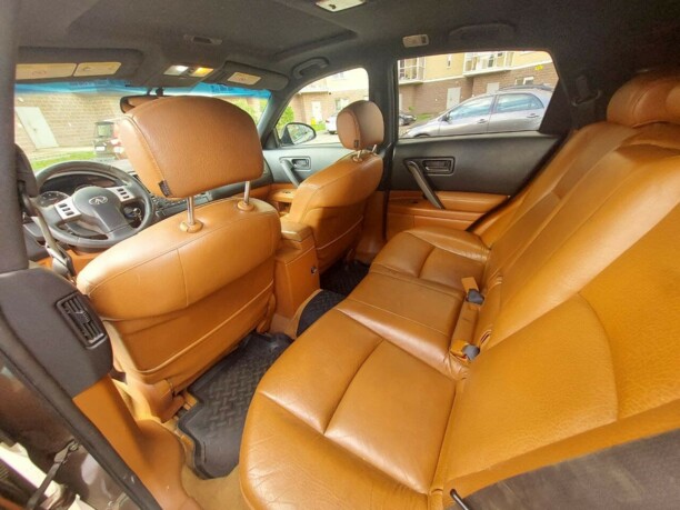 Infiniti FX I, 2005 г.
