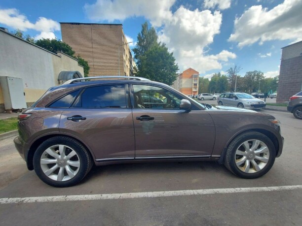 Infiniti FX I, 2005 г.
