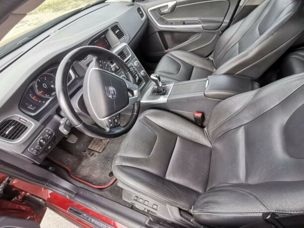 Volvo V60 I · Рестайлинг, 2015 г.
