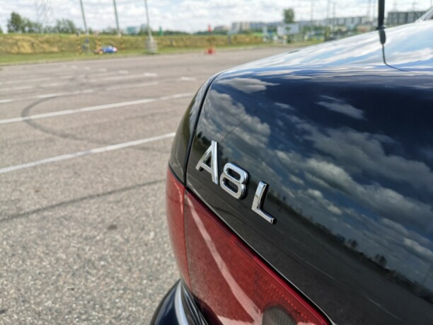 Audi A8 D2, 2000 г.