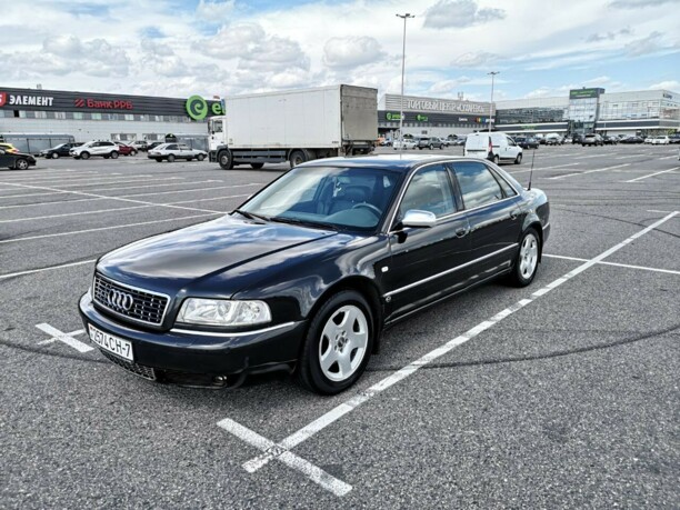 Audi A8 D2, 2000 г.