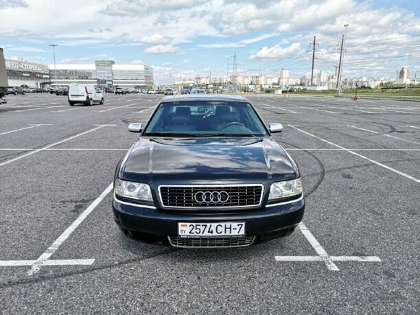 Audi A8 D2, 2000 г.