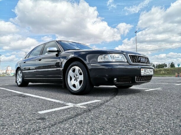 Audi A8 D2, 2000 г.