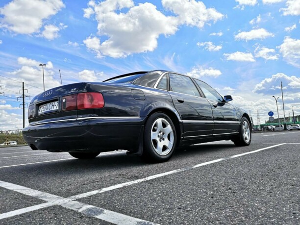 Audi A8 D2, 2000 г.