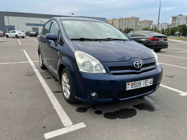 Toyota Corolla Verso II (E121), 7 мест, 2004 г.