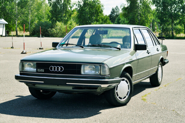 Audi 100 1978. Ауди 100 с 2. Ауди 100 с2 авант. Ауди 100 1979. Ауди 100 кватро.
