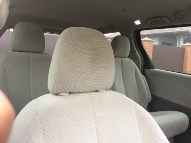 Toyota Sienna III (XL30), 7 мест, 2010 г.