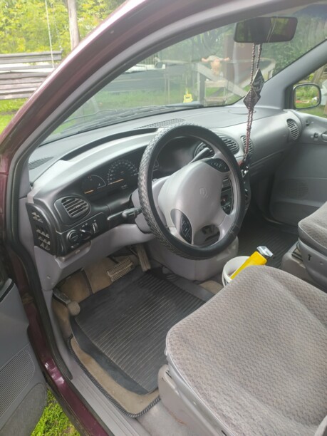 Dodge Caravan III, 7 мест, 1999 г.