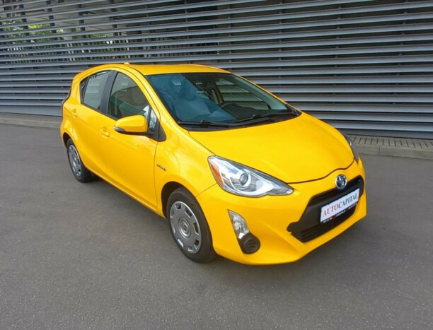 Toyota Prius C I, 2015 г.