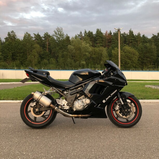 Hyosung GT GT650r, 2009 г.