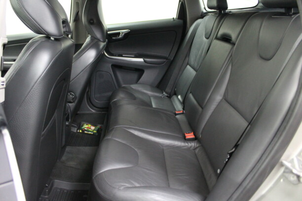 Volvo XC60 I · Рестайлинг, 2013 г.
