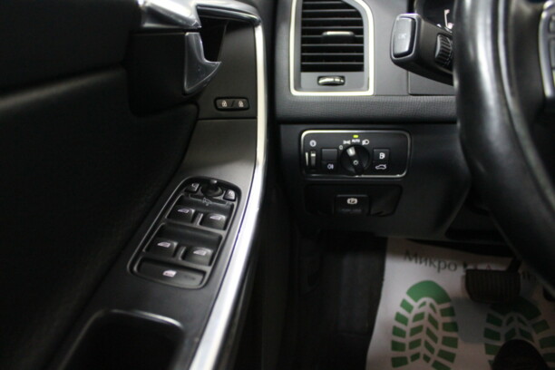 Volvo XC60 I · Рестайлинг, 2013 г.