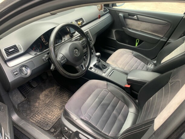 Volkswagen Passat B7, 2011 г.