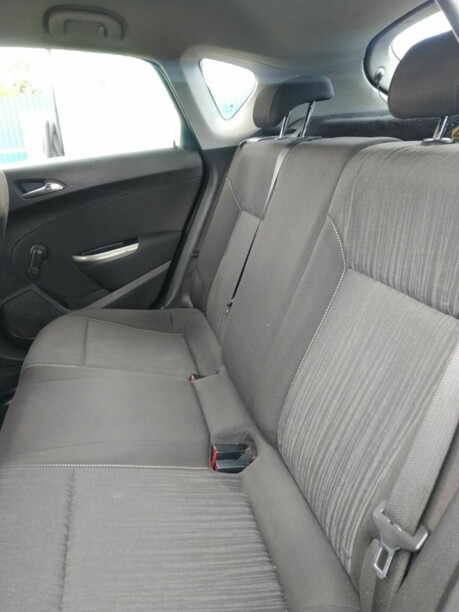 Opel Astra J, 2010 г.