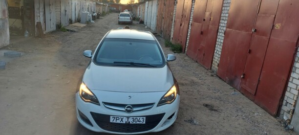 Opel Astra J · Рестайлинг, 2013 г.