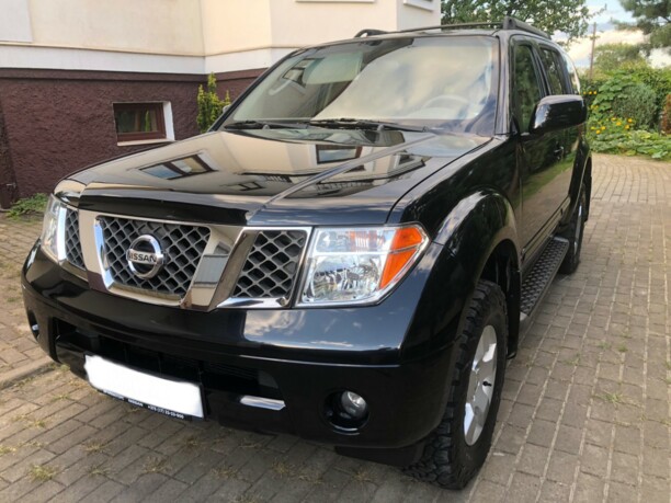 Nissan Pathfinder R51, 7 мест, 2006 г.