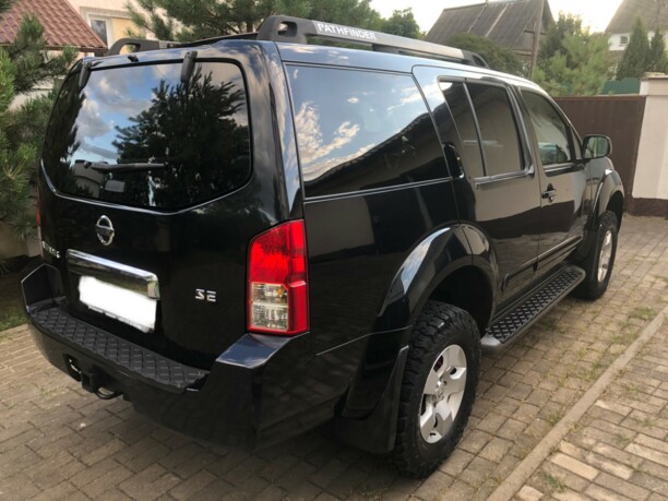 Nissan Pathfinder R51, 7 мест, 2006 г.