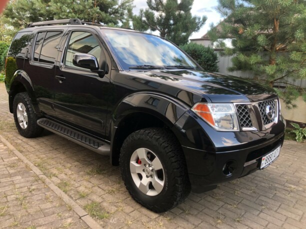 Nissan Pathfinder R51, 7 мест, 2006 г.